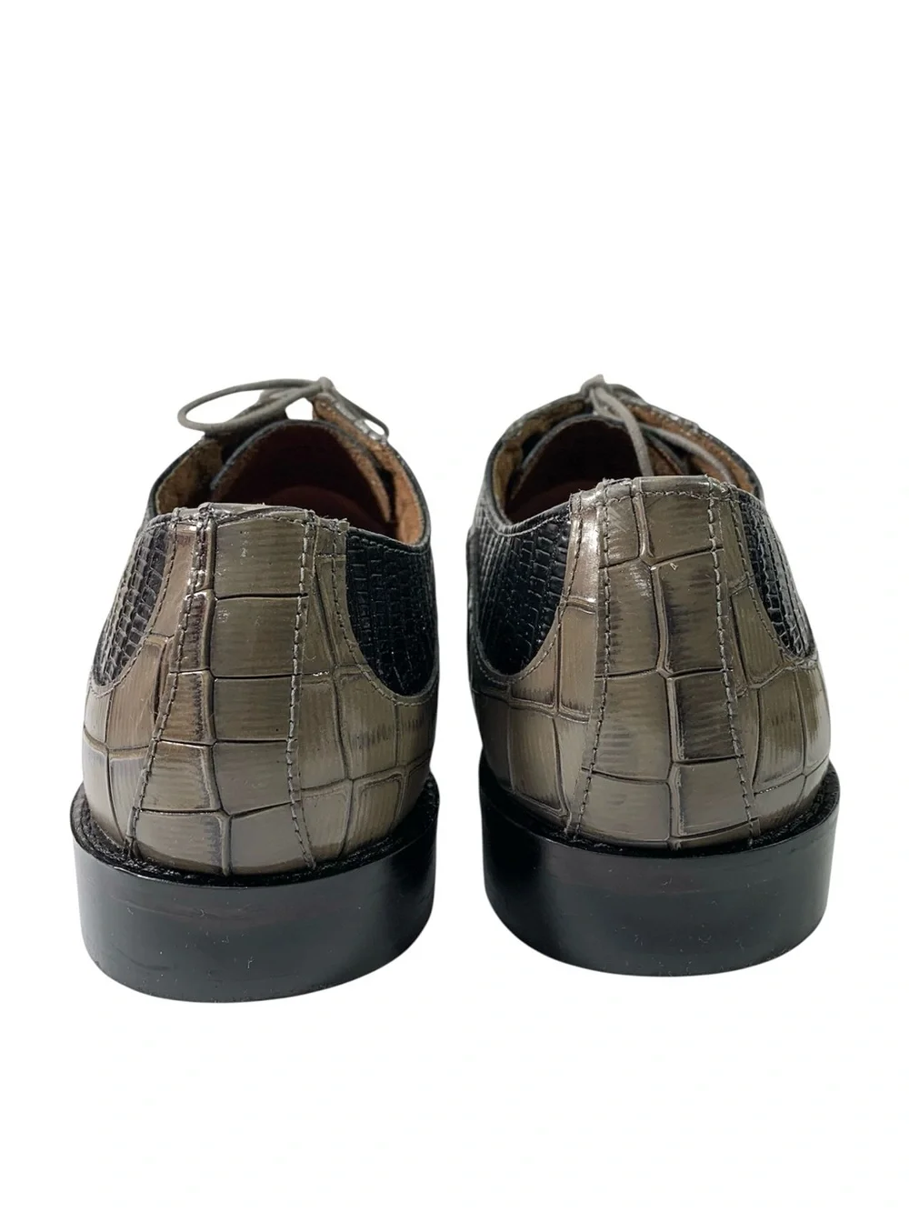 Stacy Adams striking pair